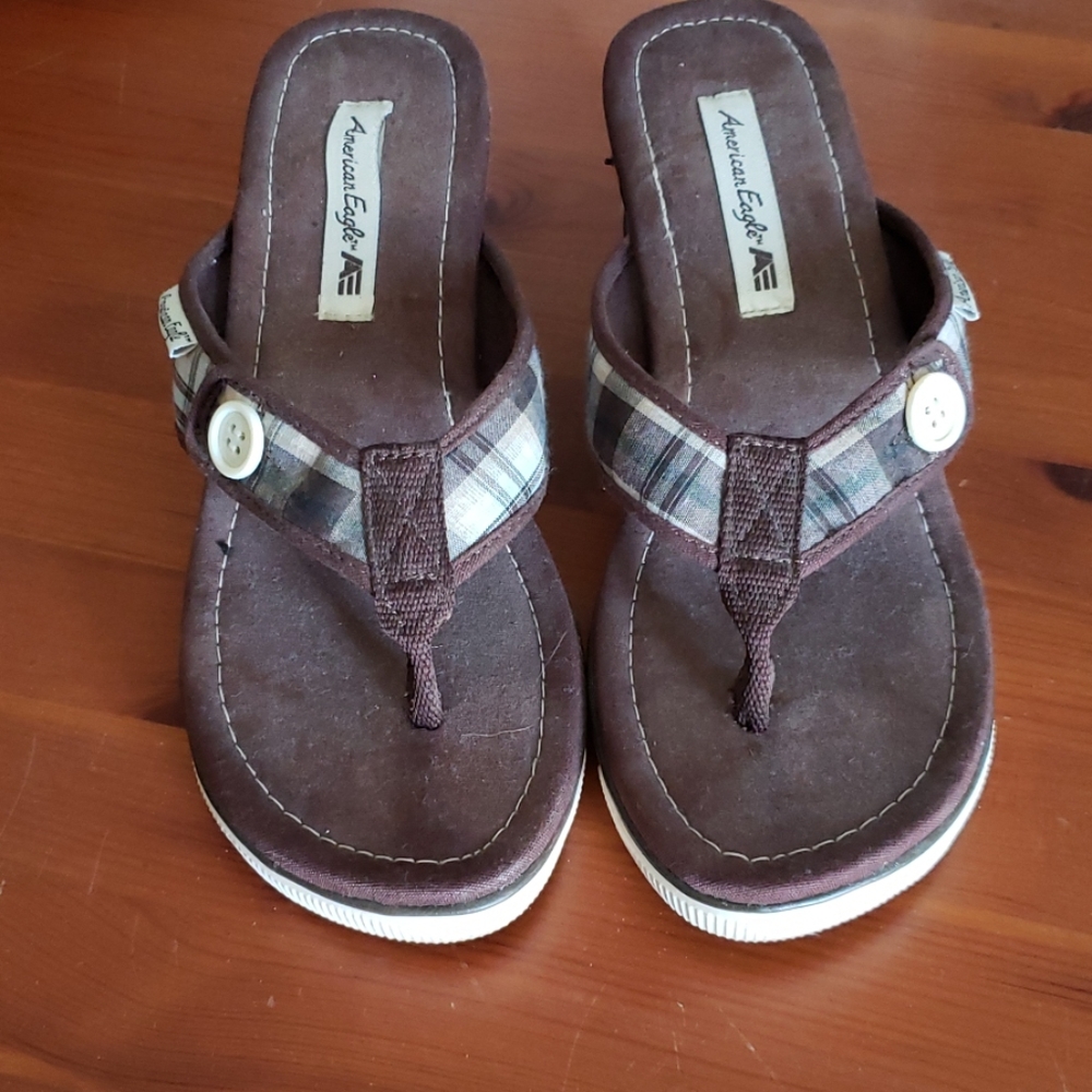 American Eagle Wedge/Thong Sandals EUC